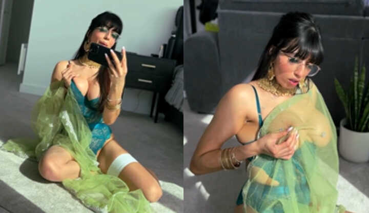 Aaliyah Yasin-Slutty pakistani fucks herself in front of the mirror Onlyfans video leaked